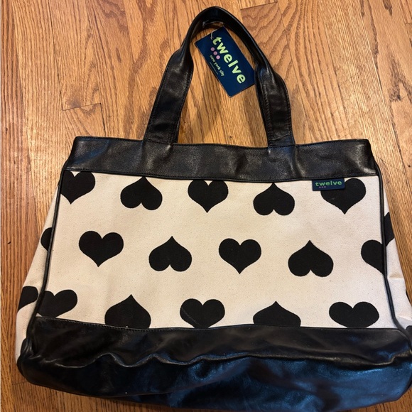 Twelve NYC All Hearts Black and Cream Tote NWT - Picture 1 of 3